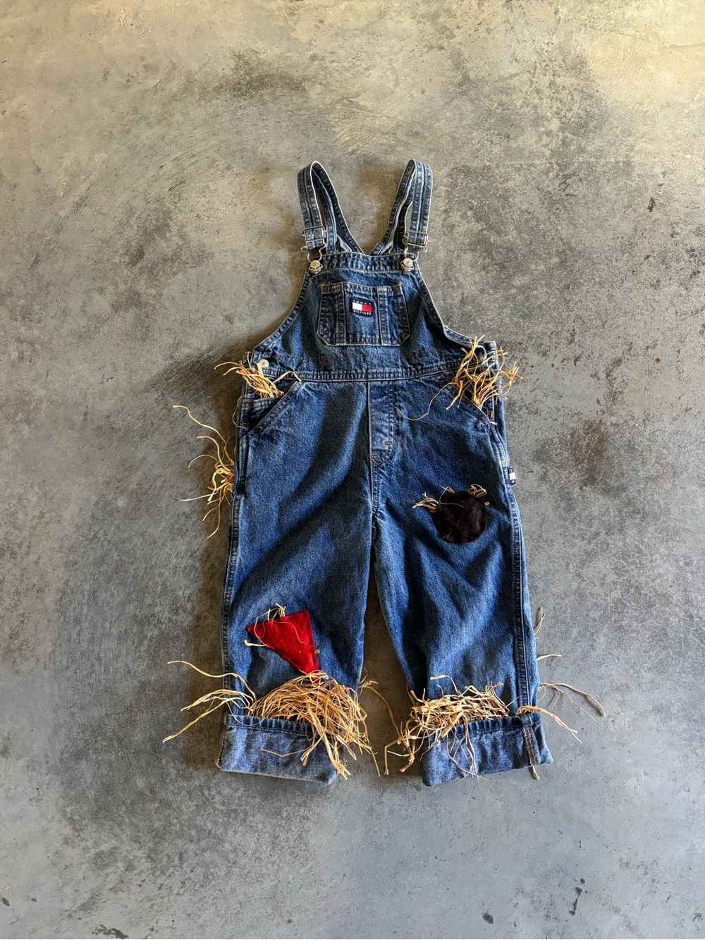Vintage Tommy Hilfiger scarecrow farmer pumpkin patch Halloween costume overalls